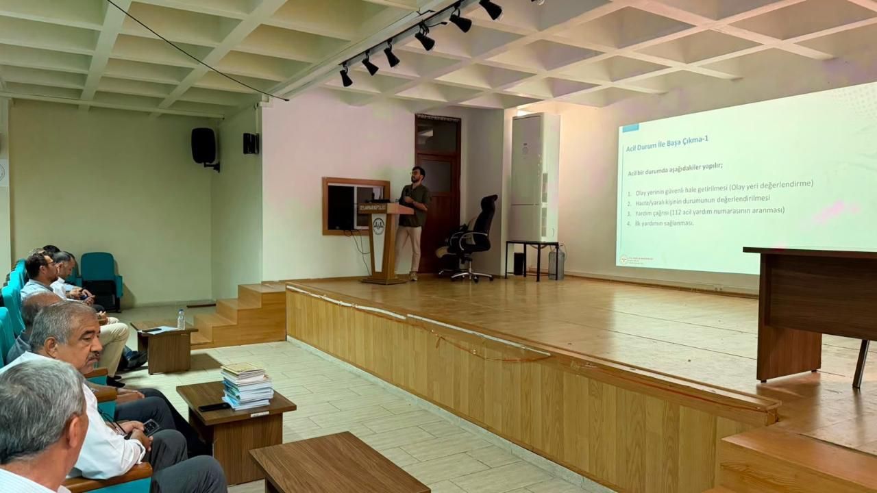 Ceylanpınar’da Müftülük Personeline Temel İlk Yardım Eğitimi