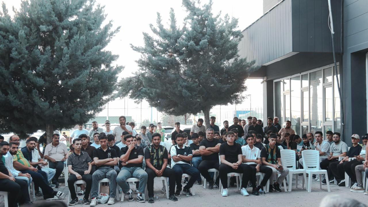 Urfaspor’da Taraftarlarla İstişare Toplantısı Gerçekleştirildi