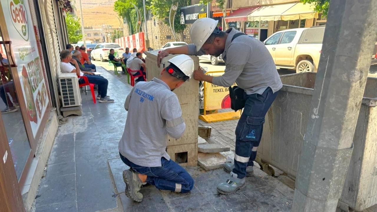 Dicle Elektrik 2 Bin Panoyu Güvenli Hale Getirdi
