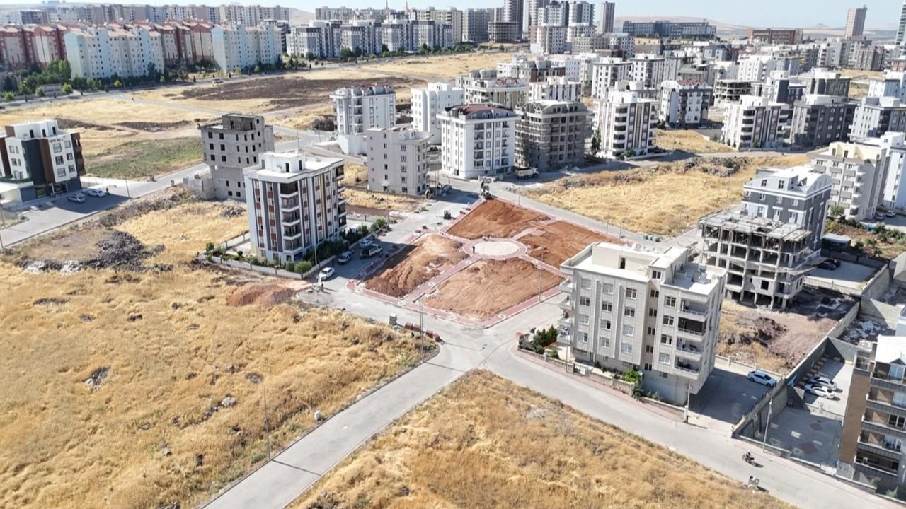 Karaköprü Belediyesi 26 Yeni Parkı İlçeye Kazandırıyor